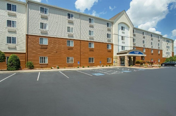 Candlewood Suites Bowling Green image 13